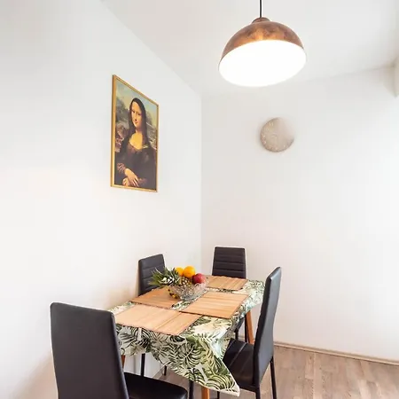 Apartament Grof *